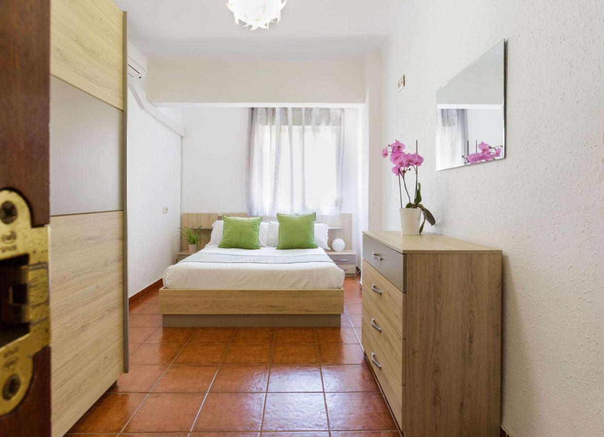 Luchana Apartment Malaga Luaran gambar