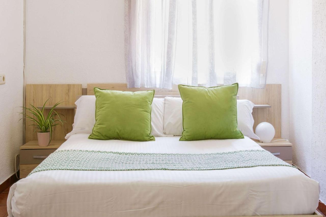 Luchana Apartment Malaga Luaran gambar